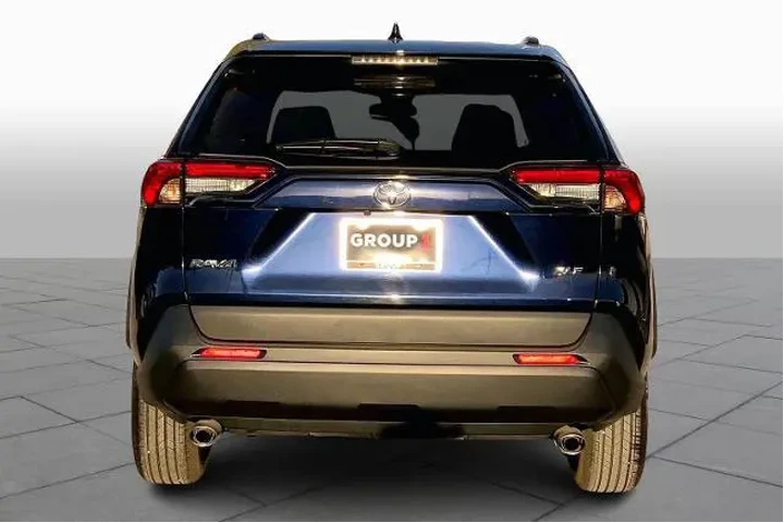 $29884 : Toyota RAV4 2025 XLE 4dr SUV image 4