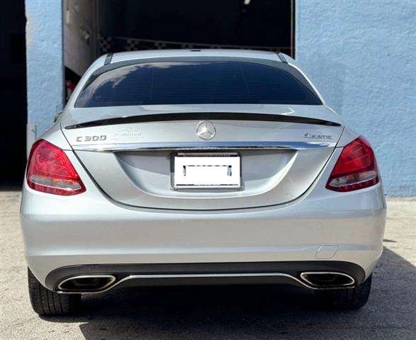$12500 : 2015 Mercedes Benz image 9
