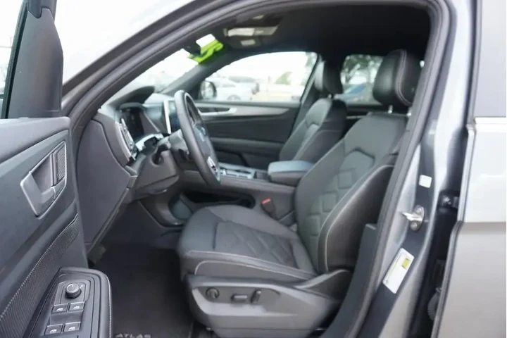 $29488 : Volkswagen Atlas Cross Sport image 7