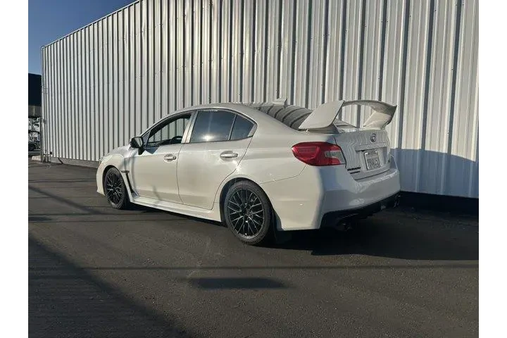 $24994 : Subaru WRX 2017 AWD STI 4dr image 4