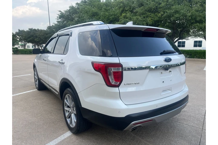 $13995 : 2017 Explorer Limited image 7