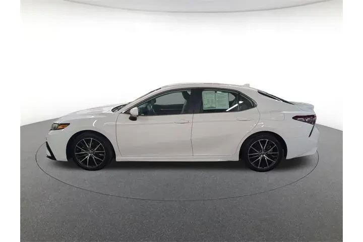 $18300 : Toyota Camry 2022 SE 4dr Sed image 8