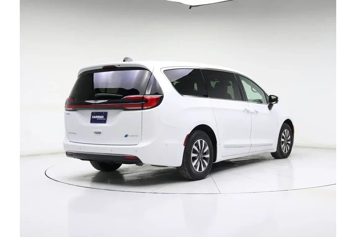 $34998 : Chrysler Pacifica Plug-In Hy image 8