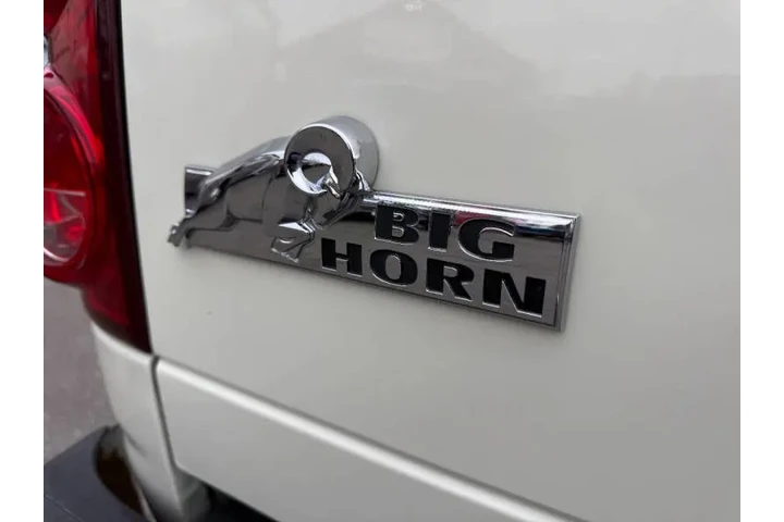 2008 Ram 1500 Laramie image 9