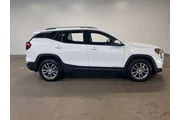 $20990 : GMC Terrain 2024 AWD SLT 4dr thumbnail