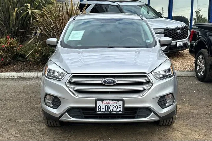 $11987 : Ford Escape 2019 SE 4dr SUV image 5