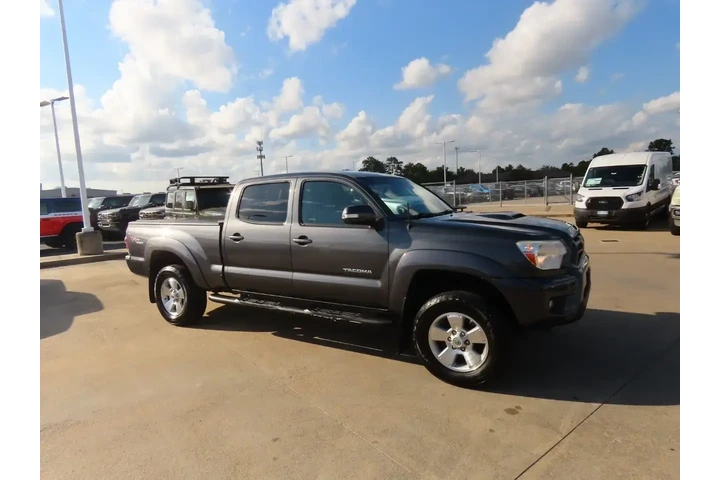 $13999 : Toyota Tacoma 2013 4x4 V6 4d image 7