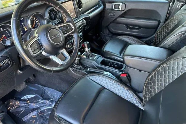 $32588 : Jeep Wrangler Unlimited 2021 image 9