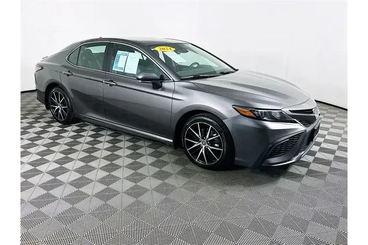 $24500 : Toyota Camry 2024 SE 4dr Sed image 1