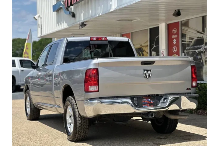 $1 : 2019 RAM 1500 Classic Big Horn image 7