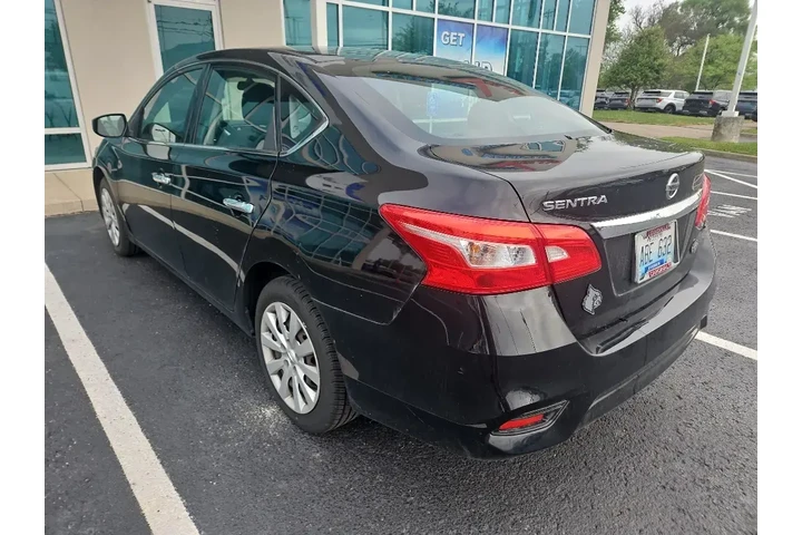 $6888 : Nissan Sentra 2018 S 4dr Sed image 6
