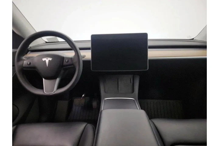 $30998 : Tesla Model Y 2021 AWD Long image 9