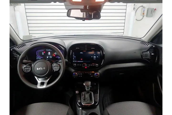 $18998 : Kia Soul 2024 S 4dr Crossove image 8