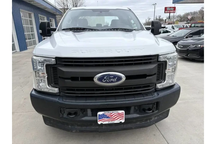 $22990 : 2017 F-250 Super Duty XL image 4