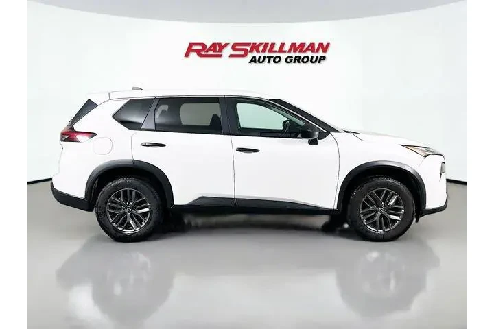 $21975 : Nissan Rogue 2024 S 4dr Cros image 8