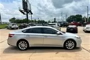 $17995 : 2014 Avalon thumbnail