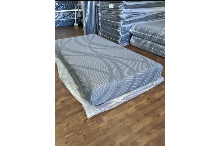 $1 : MATTRESS FACTORY image 5