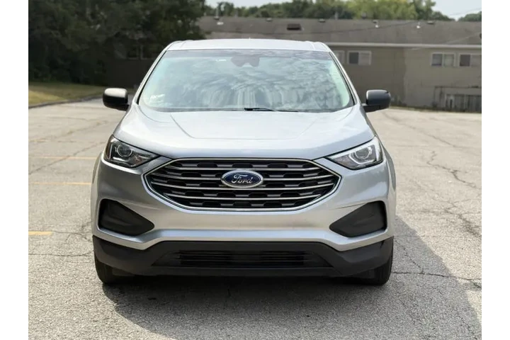 $15999 : 2020 Edge SE image 5