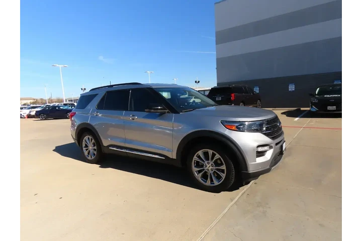 $28999 : Ford Explorer 2022 XLT 4dr S image 7