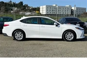 $27490 : Toyota Camry 2025 LE 4dr Sed thumbnail