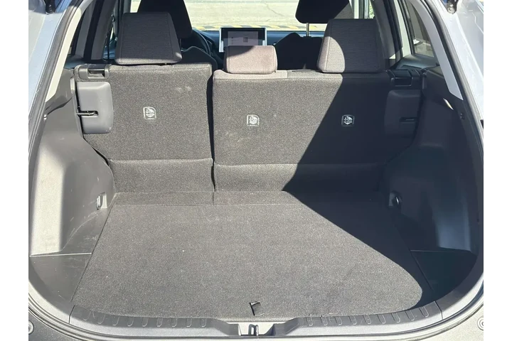 $31270 : Toyota RAV4 2025 LE 4dr SUV image 8