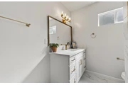 $2450 : Safe Neighbourhood thumbnail