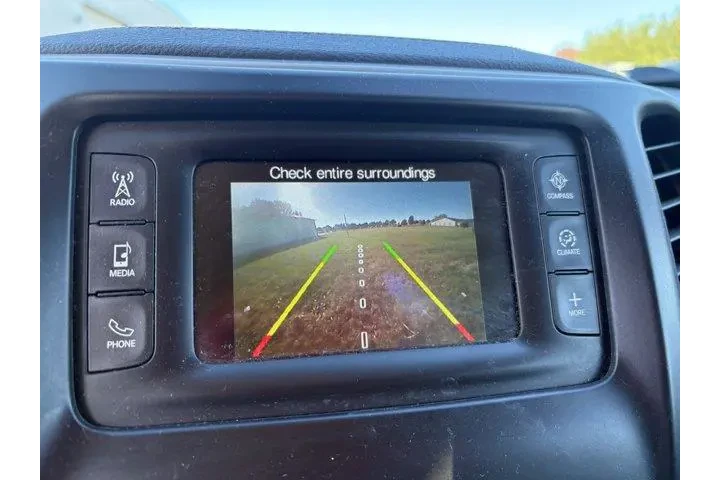 Jeep Cherokee 2016 4x4 Latit image 10