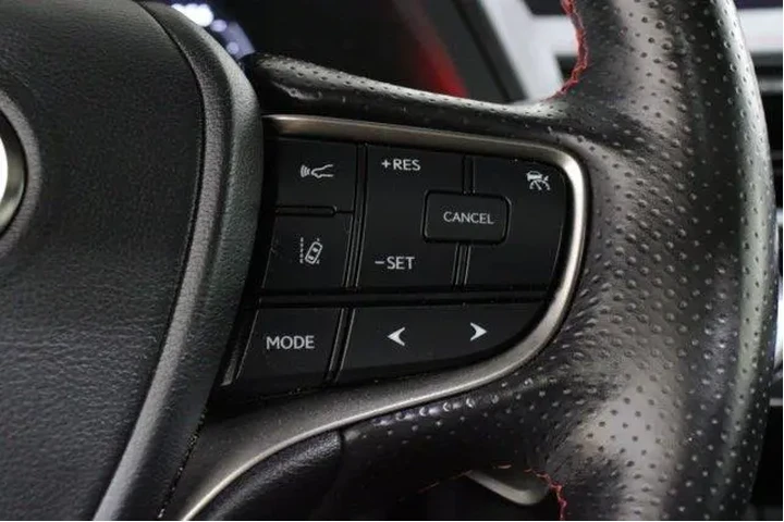 $28998 : Lexus UX 250h 2020 AWD F SPO image 10