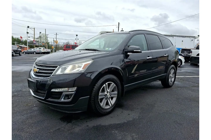 $10600 : 2015 Traverse 1LT AWD image 3