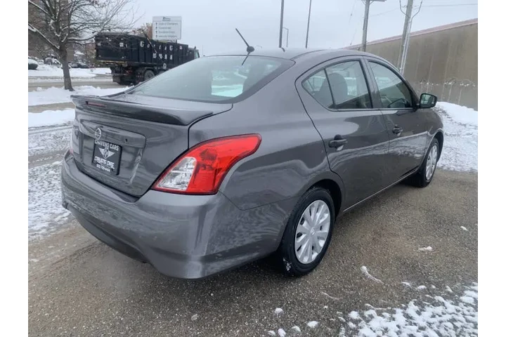 $5995 : 2019 Versa S Plus image 10