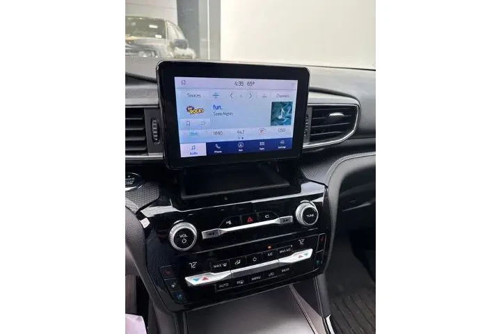 $34325 : Ford Explorer 2021 AWD ST 4d image 4