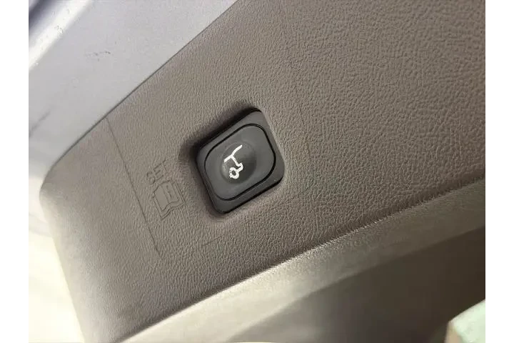 $38500 : Lincoln Nautilus 2023 AWD Re image 9