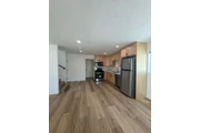 $1900 : 2 Bed 2Bath Apt in Vermont Ave thumbnail