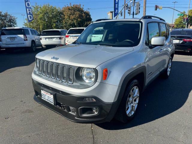 $9998 : 2015 Renegade Latitude image 5