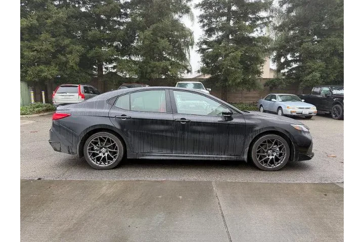 $35000 : Toyota Camry 2025 AWD SE 4dr image 6