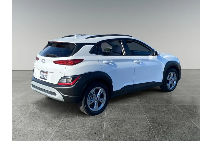 $25067 : Hyundai KONA 2023 AWD SEL 4d image 5