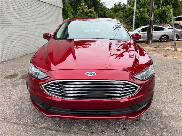 $7000 : 2017 Ford Fusion SE Ecoboost image 1