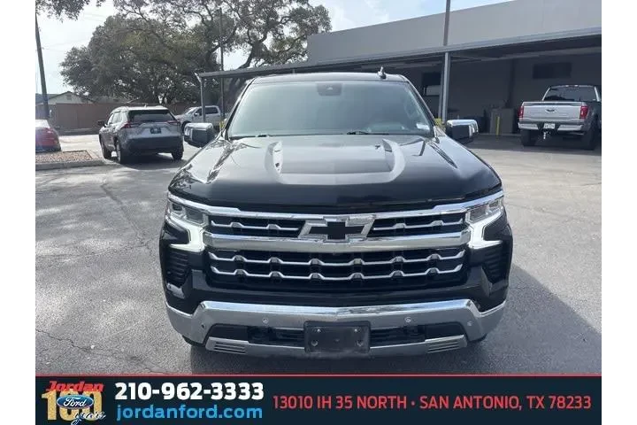 $30184 : Chevrolet Silverado 1500 202 image 2