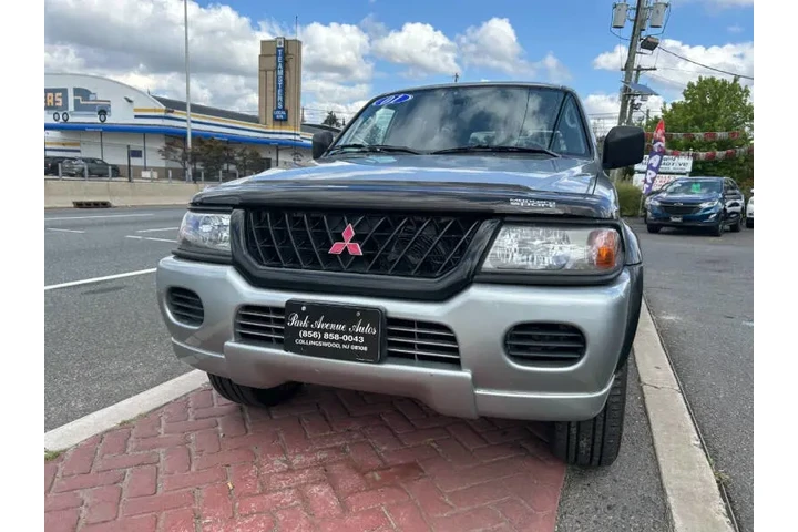 $6995 : 2001 Montero Sport LS image 9