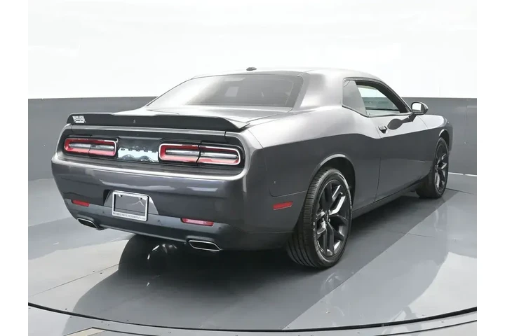 $20000 : Dodge Challenger 2022 SXT 2d image 5
