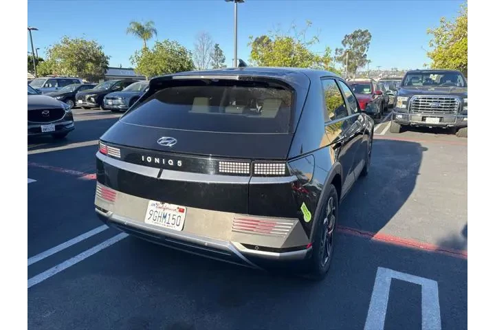 $25995 : Hyundai IONIQ 5 2023 SEL 4dr image 3