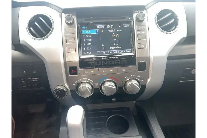 $16872 : Toyota Tundra 2017 4x4 SR5 4 image 5