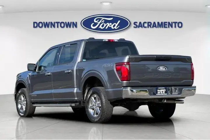 $39994 : Ford F-150 2025 4x4 XLT 4dr image 8