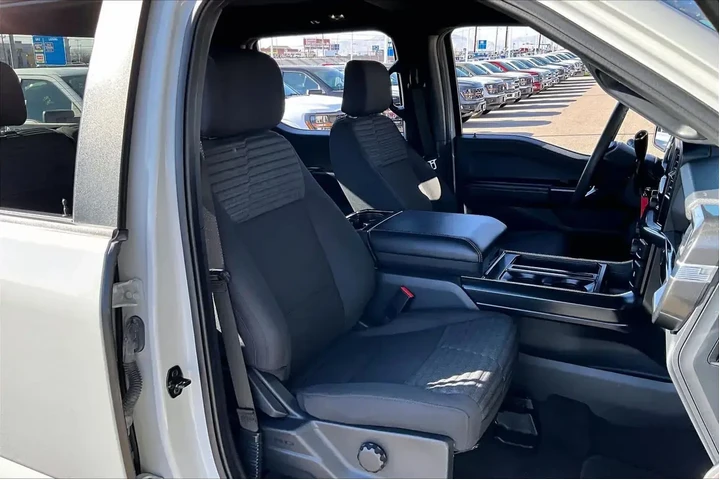 $38909 : Ford F-150 2023 4x4 XL 4dr S image 8