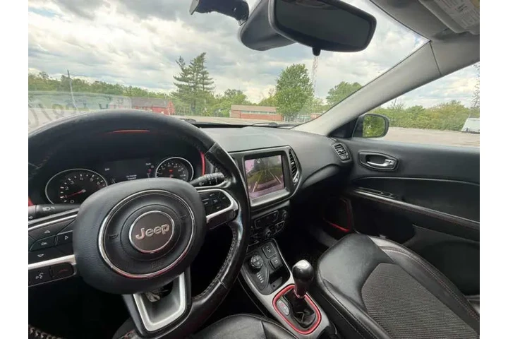 $7999 : 2019 Compass Trailhawk image 6