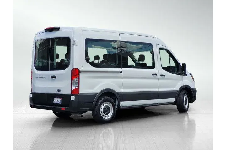 $32692 : Ford Transit 2022 150 XL 3dr image 4