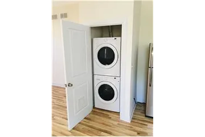 $2350 : Rental property with 2 bedro image 8