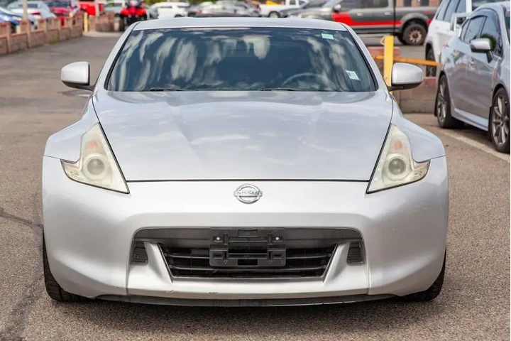 $17950 : 2009 370Z Base image 3