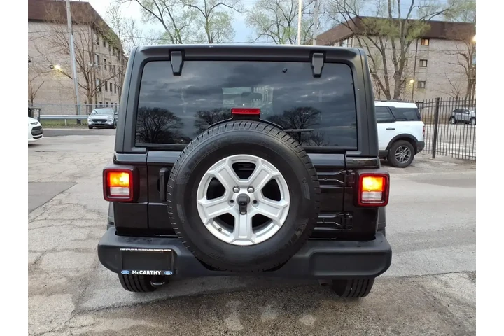 $21962 : Jeep Wrangler 2021 4x4 Sport image 4