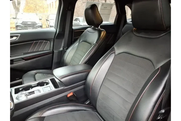 $27345 : Ford Edge 2022 AWD ST-Line 4 image 6